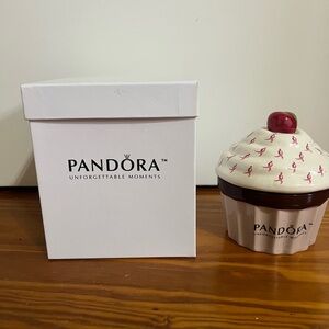 Pandora Pink and Cream Cupcake Box